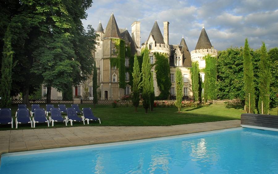 Chateau Golf Des Sept Tours Courcelles-de-Touraine Exterior foto